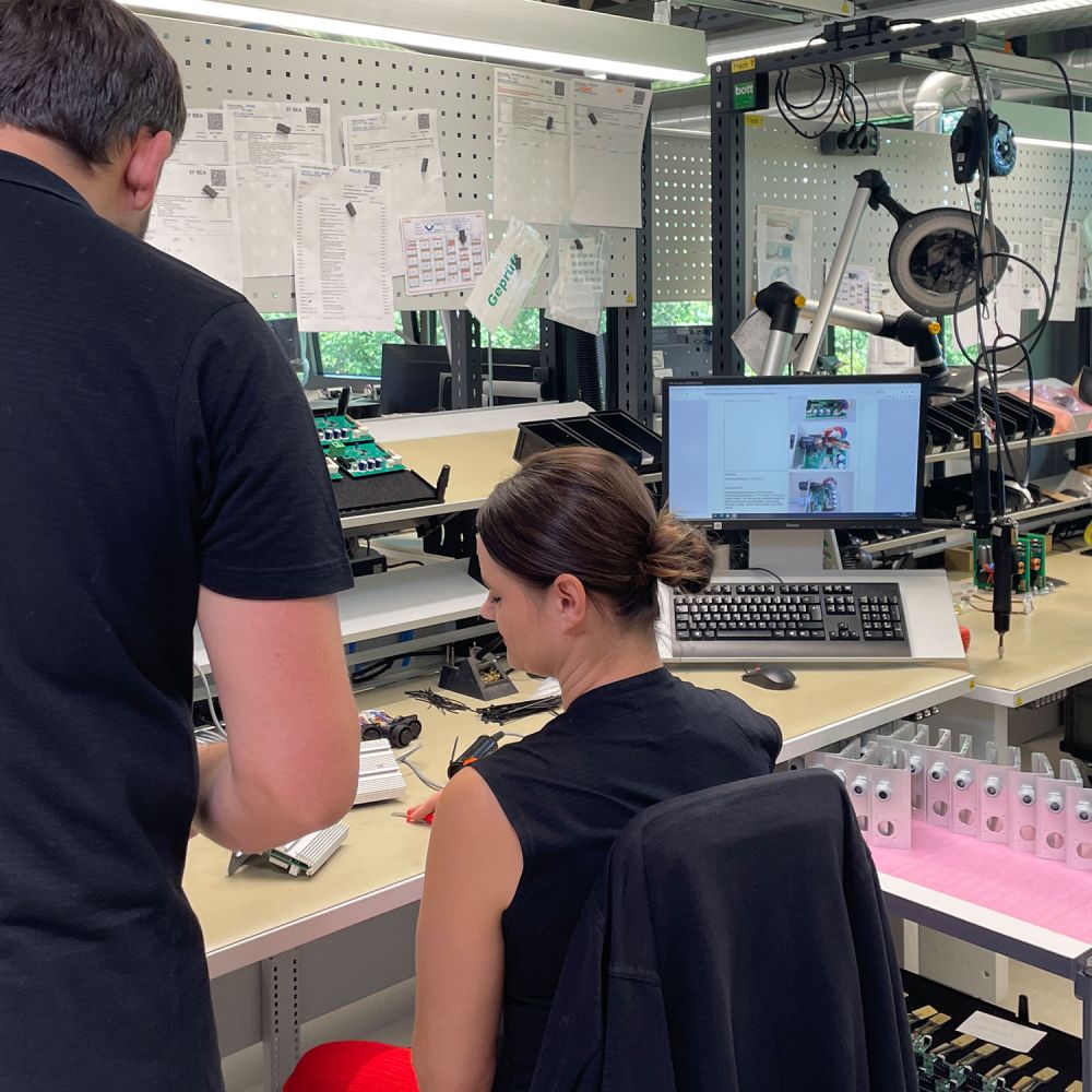 SMT-/THT-Fertigung bei MOSCA ELEKTRONIK